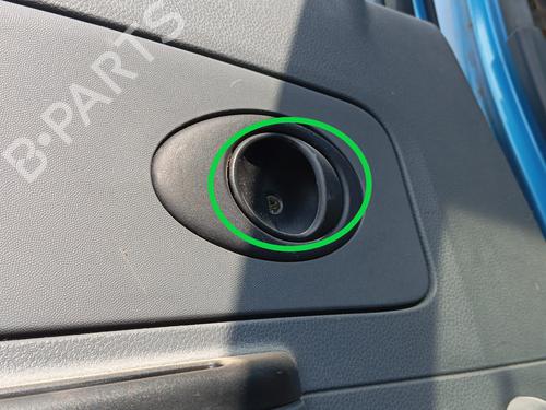 Venstre bagtil invendig håndtag CHEVROLET MATIZ (M200, M250) 0.8 (52 hp) 16468904