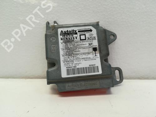 Calculateur Airbags RENAULT MEGANE I (BA0/1_) 1.9 dCi (BA05, BA1F) (102 hp) 9352944