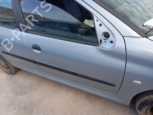Used Right front door PEUGEOT 206 Hatchback (2A/C) 1.4 LPG (75 hp) 24363010