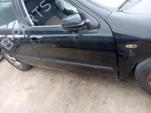 Używane Klamka zewnętrzna drzwi przednich prawych SEAT LEON (1M1) [1999-2006]  25903206