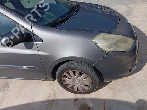 right-front-fenders-renault-clio-iii-br01-cr01-2005-2006-2007-2008-2009-2010-2011-2012-2013-2014-36294583 main image