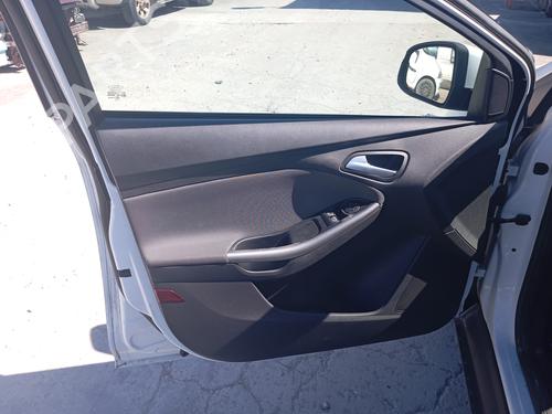 Used Front left window mechanism FORD FOCUS III [2010-2020]  25283441