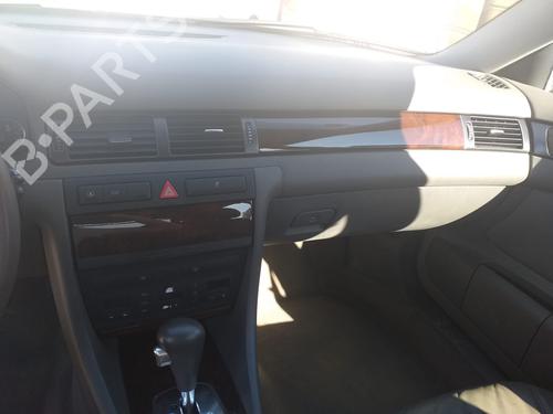 Højre forlygte AUDI A6 C5 Avant (4B5) 2.4 | BP26643201C29 