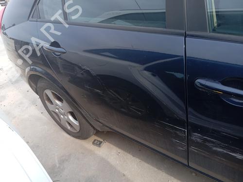 Used Rear right lock NISSAN PRIMERA (P12) 2.0 (140 hp) 23139349