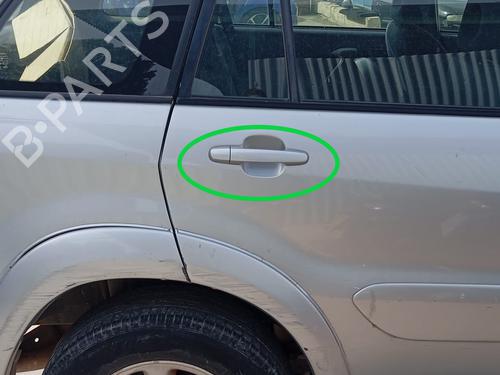 Used Rear right exterior door handle TOYOTA RAV 4 II (_A2_) 2.0 4WD (ACA21, ACA20) (150 hp) 26660415