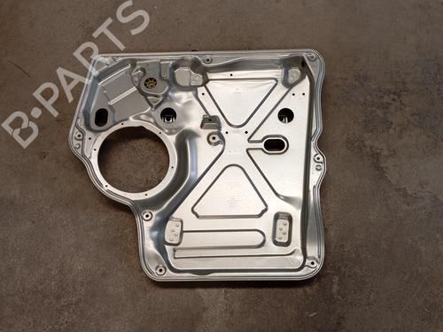 Alzacristallo anteriore destro Alzacristallo anteriore destro VW TRANSPORTER T5 Bus (7HB, 7HJ, 7EB, 7EJ) [2003-2016] 36912187 36912187