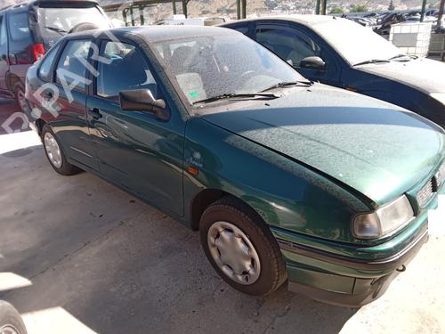 Right front indicator SEAT CORDOBA (6K1, 6K2) 1.6 i | BP16233125C33 