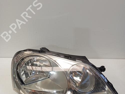 Right headlight VW POLO IV (9N_, 9A_)  | BP30082874C29 