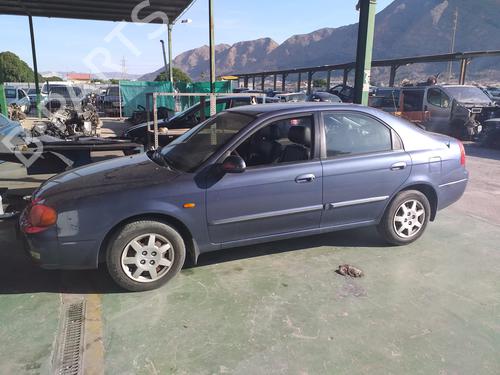 Zamek drzwi przednich lewych KIA SHUMA II Saloon (FB) 1.6 BP19399738C98