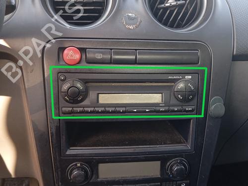 Used Radio SEAT IBIZA III (6L1) [2002-2009]  27694068