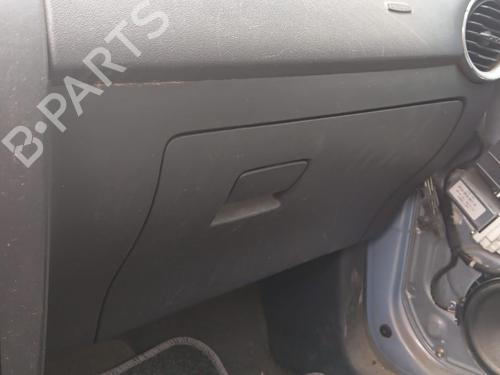 Used Glove box SEAT IBIZA III (6L1) [2002-2009]  16231854