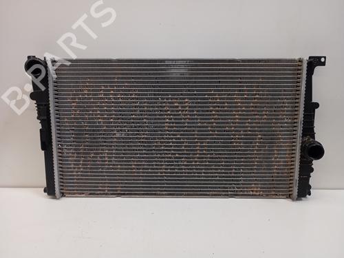 Radiateur à eau Radiateur à eau BMW 1 (F20) 116 i (136 hp) 36091061 36091061