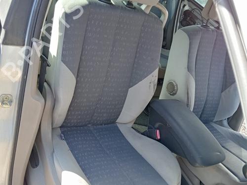 Used Right front seat RENAULT GRAND SCÉNIC II (JM0/1_) 1.9 dCi (JM14) (131 hp) 25848422