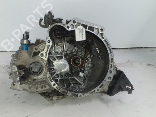 Used Gearbox HYUNDAI ELANTRA III (XD) [2000-2006]  9350226