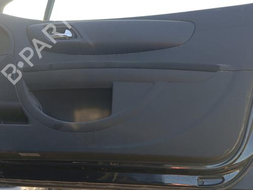 Høyre frontpanel CITROËN C4 Coupe (LA_) 1.6 HDi (109 hp) 12294000
