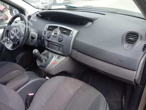 Instrumentbræt RENAULT GRAND SCÉNIC II (JM0/1_) [2004-2009]  25848833
