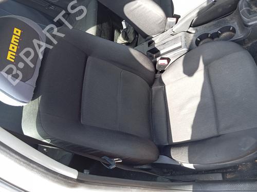 Sæde højre fortil VW PASSAT B5.5 (3B3) 1.9 TDI (101 hp) 19488314