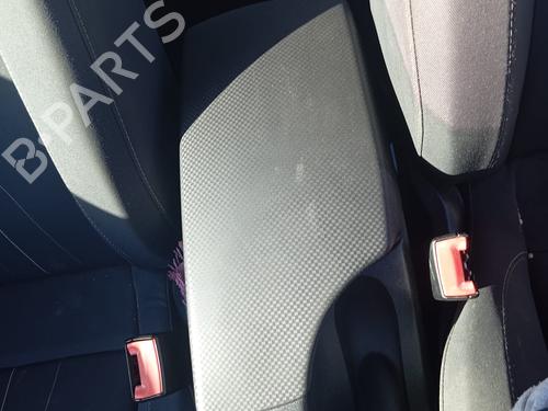 Used Armrest / Center console SEAT ALTEA (5P1) [2004-2015]  23660950