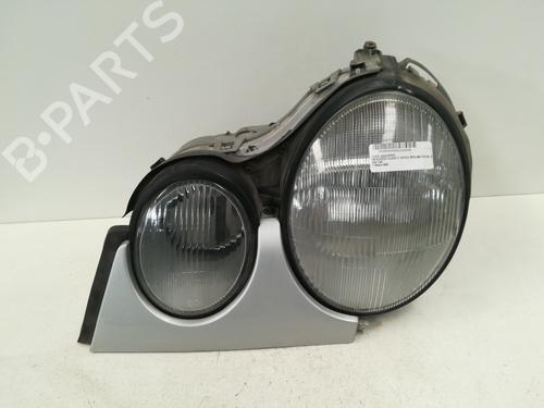 Lyskaster venstre MERCEDES-BENZ E-CLASS (W210) E 300 D (210.020) (136 hp) 9355961