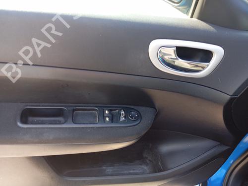 Used Left front window switch PEUGEOT 307 (3A/C) [2000-2012]  25342159