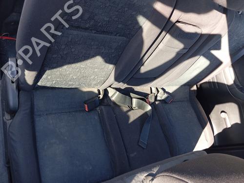 Used Rear center seatbelt OPEL ZAFIRA A MPV (T98) [1999-2006]  21162537