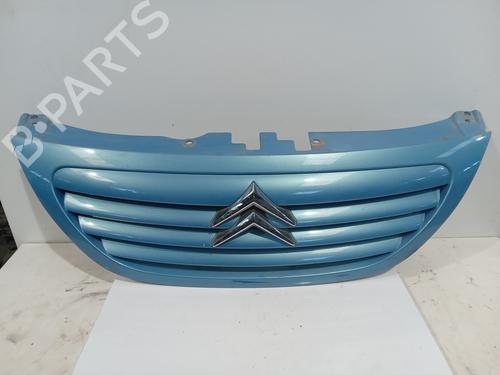 Used Grille CITROËN C3 I (FC_, FN_) 1.4 HDi (68 hp) 32352228