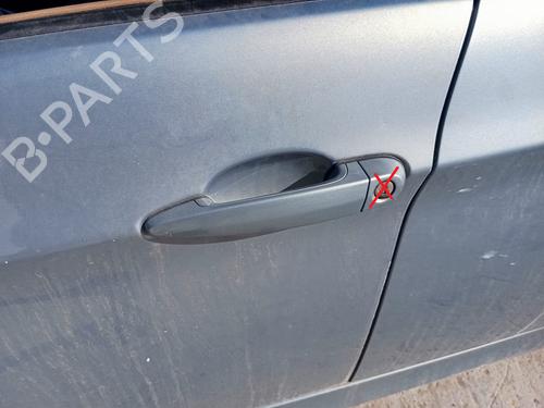 Used Front left exterior door handle BMW 3 (E90) 320 d (163 hp) 28484441