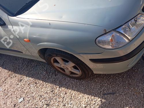 Used Right front fenders NISSAN ALMERA II (N16) 2.2 Di (110 hp) 29080296