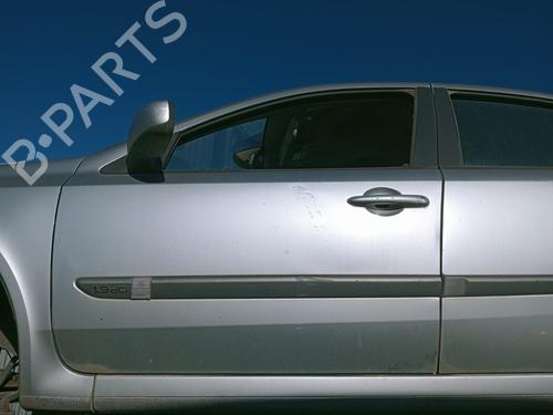 Used Left front door RENAULT LAGUNA II (BG0/1_) 1.9 dCi (BG08, BG0G) (120 hp) 12283547
