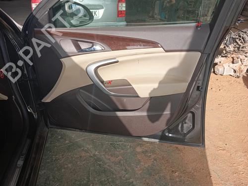 Forreste højre beklædning OPEL INSIGNIA A (G09) [2008-2017]  28484493