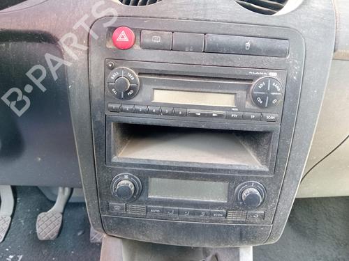 Used Radio SEAT IBIZA III (6L1) [2002-2009]  19147020