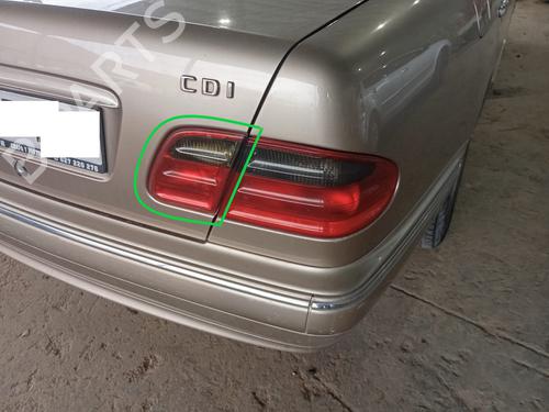 Used Right tailgate light Right tailgate light MERCEDES-BENZ E-CLASS (W210) E 270 CDI (210.016) (170 hp) 34570867 34570867