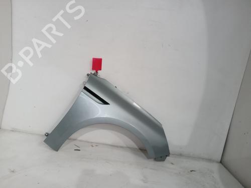 right-front-fenders-renault-megane-iv-hatchback-b9amn_-2015-30150521 main image