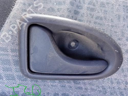Used Front left interior door handle RENAULT MEGANE I Coach (DA0/1_) 1.6 16V (DA0B, DA04, DA11) (107 hp) 24866134
