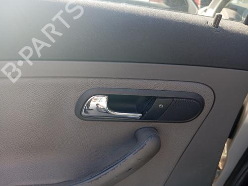 Used Rear left interior door handle SEAT CORDOBA (6L2) 1.4 16V (75 hp) 19513478