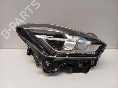 Used Right headlight SUZUKI SWIFT V (AZ) [2017-2025]  26696484
