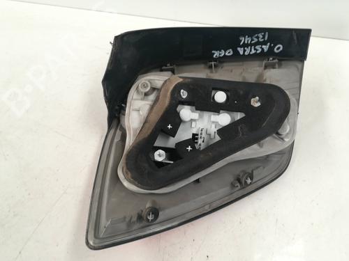 Right taillight OPEL ASTRA H Estate (A04) 1.7 CDTI (L35) | BP9361521C35