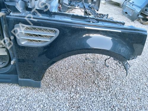 Aleta delantera derecha LAND ROVER RANGE ROVER III (L322) 3.6 D 4x4 (272 hp) 12276501