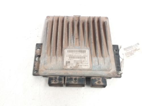 Used Engine control unit (ECU) NISSAN MICRA III (K12) 1.5 dCi (65 hp) 9352941