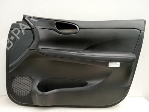 Høyre frontpanel NISSAN PULSAR Hatchback (C13) 1.2 DIG-T (115 hp) 18087261
