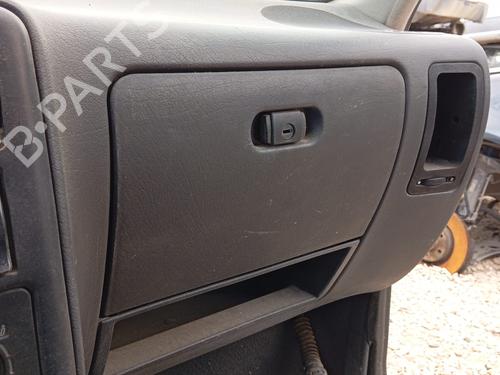 Used Glove box VW POLO III (6N1) 50 1.0 (50 hp) 16232668