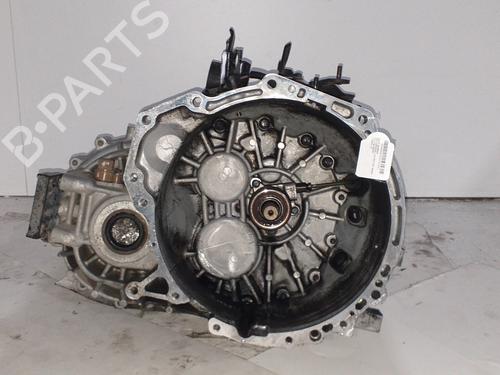 manual-gearbox-kia-carnival-grand-carnival-iii-vq-29-crdi-vqvgt-2005-2006-2007-2008-2009-2010-2011-2012-2013-2014-2015-9361147 main image