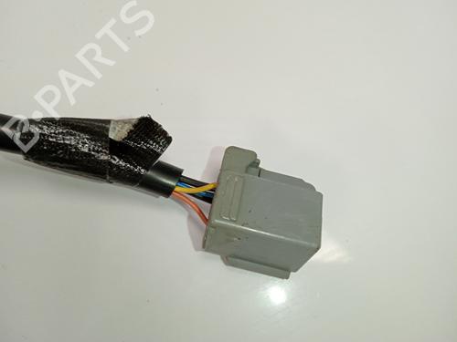 Right mirror FORD MONDEO III (B5Y) 2.0 16V TDDi / TDCi | BP16231056C27 