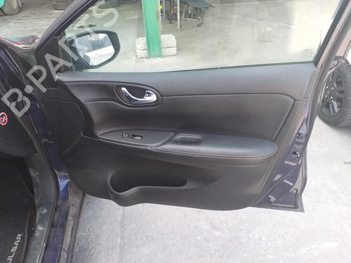 Højre fortil invendig håndtag NISSAN PULSAR Hatchback (C13) 1.2 DIG-T (115 hp) 18137131