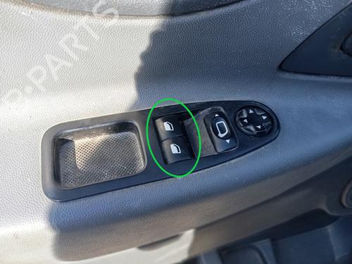 Used Left front window switch CITROËN JUMPY II Van 1.6 HDi 90 8V (90 hp) 29289005