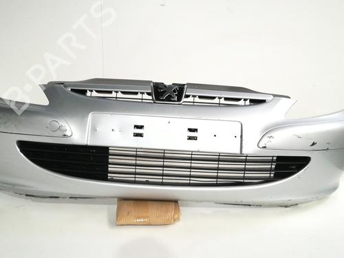 Used Front bumper PEUGEOT 307 CC (3B) 2.0 16V (136 hp) 11919603
