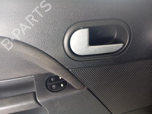 Used Left front window switch FORD FIESTA V (JH_, JD_) 1.4 16V (80 hp) 25493660