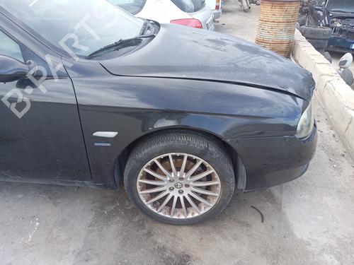 Used Right front fenders ALFA ROMEO 156 (932_) 1.9 JTD (932.A2B00, 932.A2C00) (115 hp) 31138281