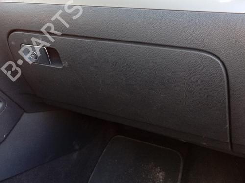 Used Glove box VW GOLF V (1K1) [2003-2010]  29022202