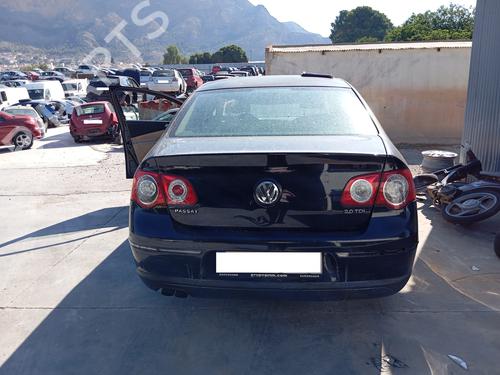 Right tailgate light VW PASSAT B6 (3C2) 2.0 TDI | BP19119684C80 